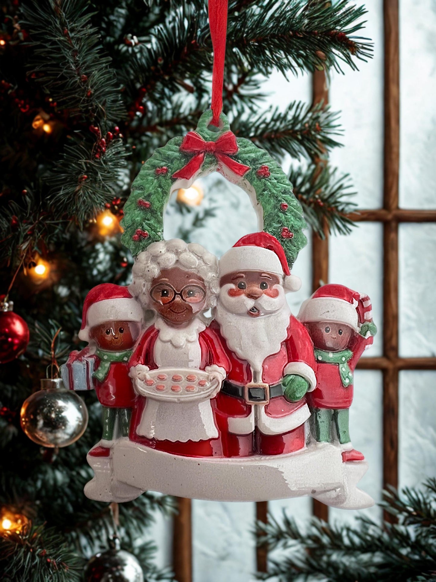Christmas Tree Ornament - Family of 4